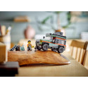 Конструктор LEGO City Позашляхова гірська вантажівка 4x4