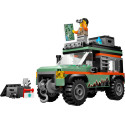 Конструктор LEGO City Позашляхова гірська вантажівка 4x4
