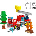 Конструктор LEGO DUPLO Town Пожежна машина зі шлангом і пожежником
