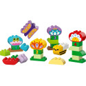 Конструктор LEGO DUPLO Town Творчий сад і квіти